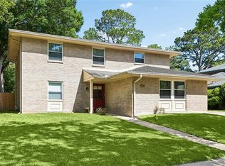 2524 Danbury Dr, New Orleans, LA 70131