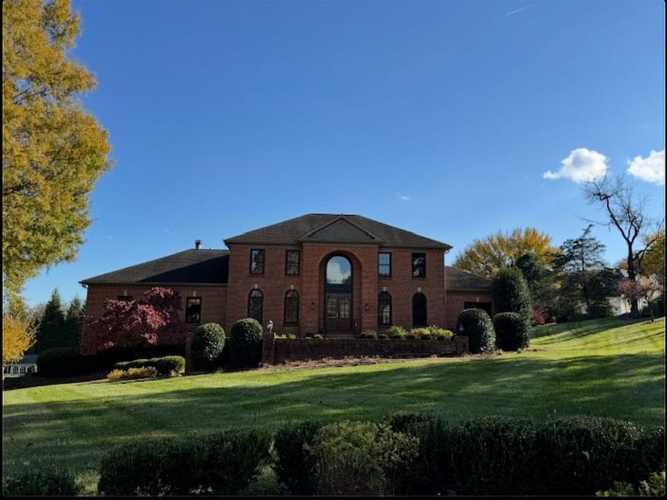1st image of 518 Bel Air Pl