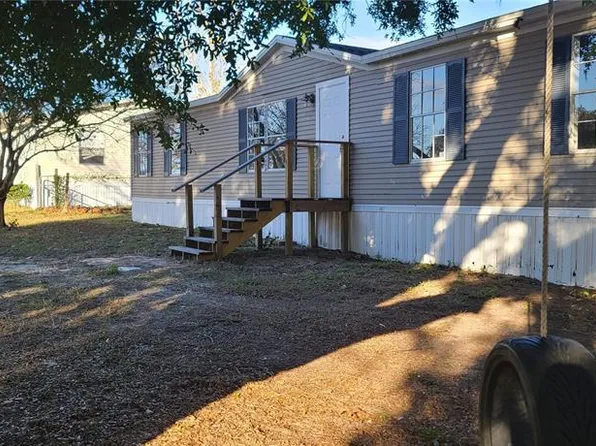 17065 SE 251st Ter, Umatilla, FL 32784