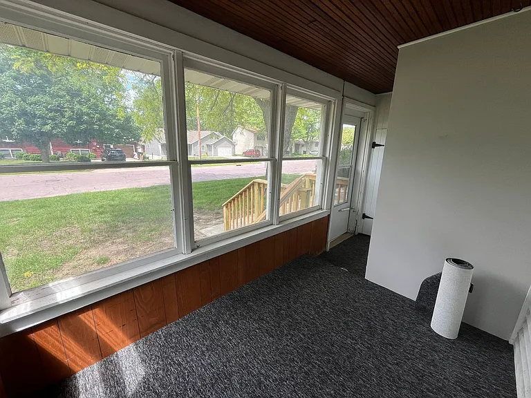 224 James Ave — Photo 45