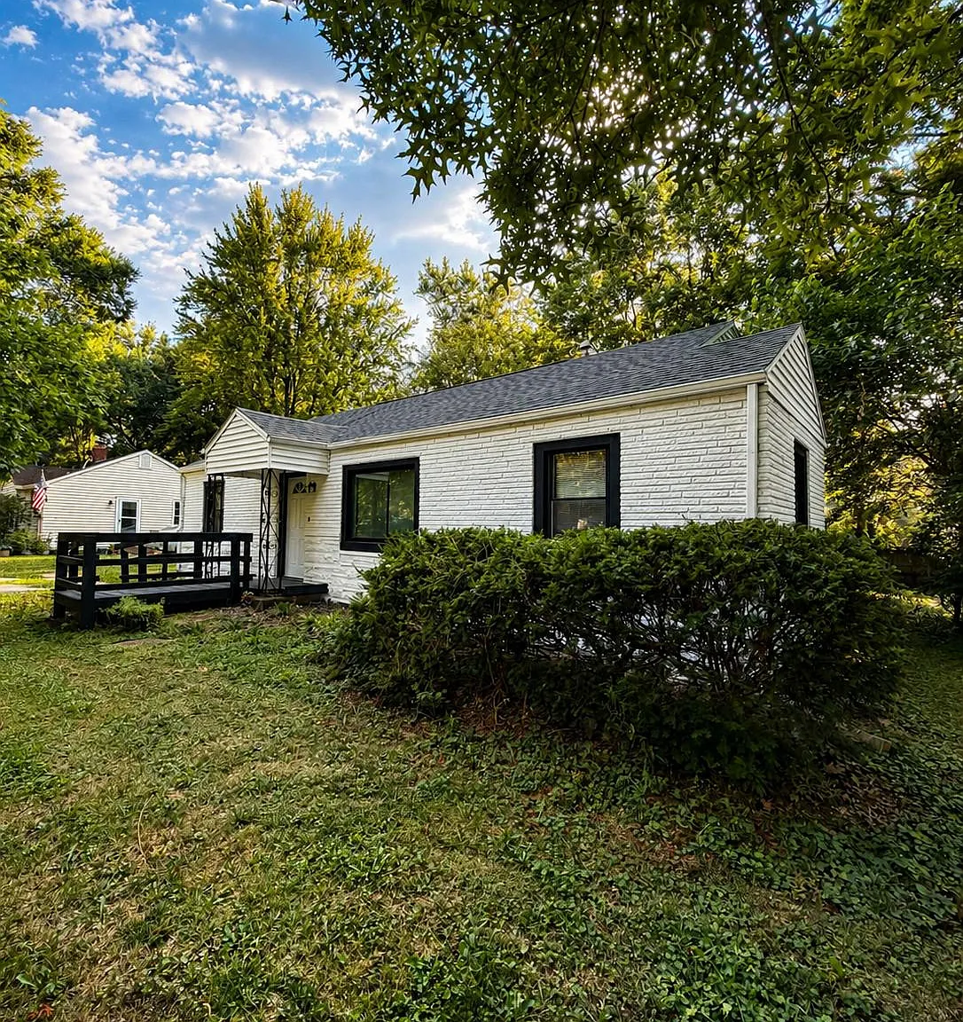4 bed, 2098 sqft, $2,000 — Photo 2