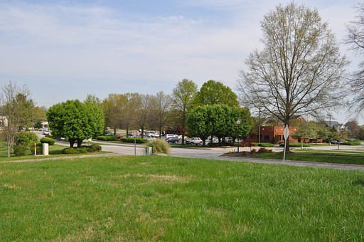 5th image of 11830 Kingston Pike