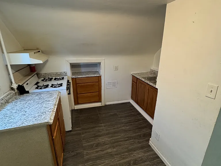 3001 S Euclid Ave #2 — Photo 3