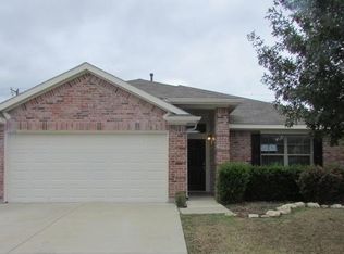 620 Stirrup Bar Dr, Fort Worth, TX 76179
