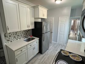 78 Morningside Ave