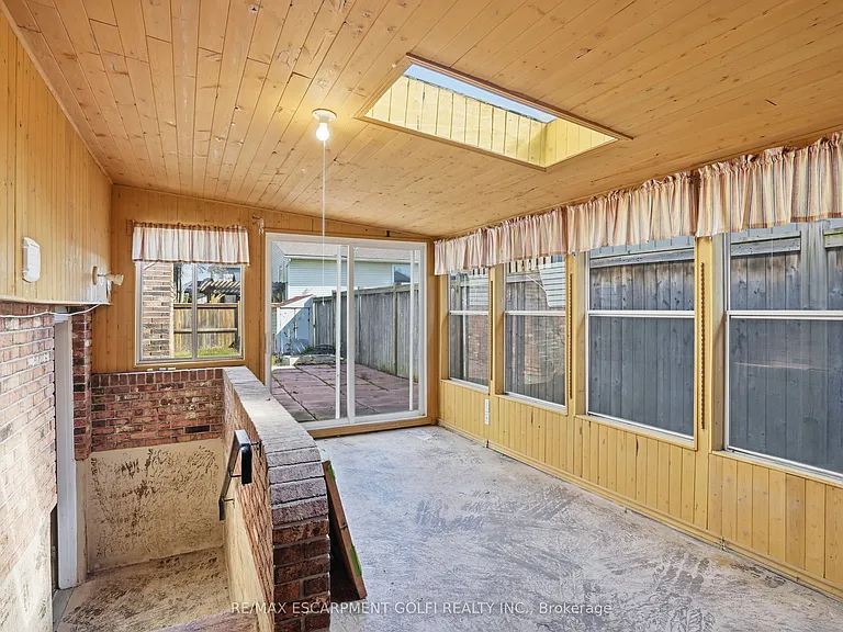 3905 Old Orchard Way — Photo 31