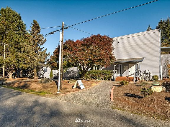5th image of 6615 38th Ave
