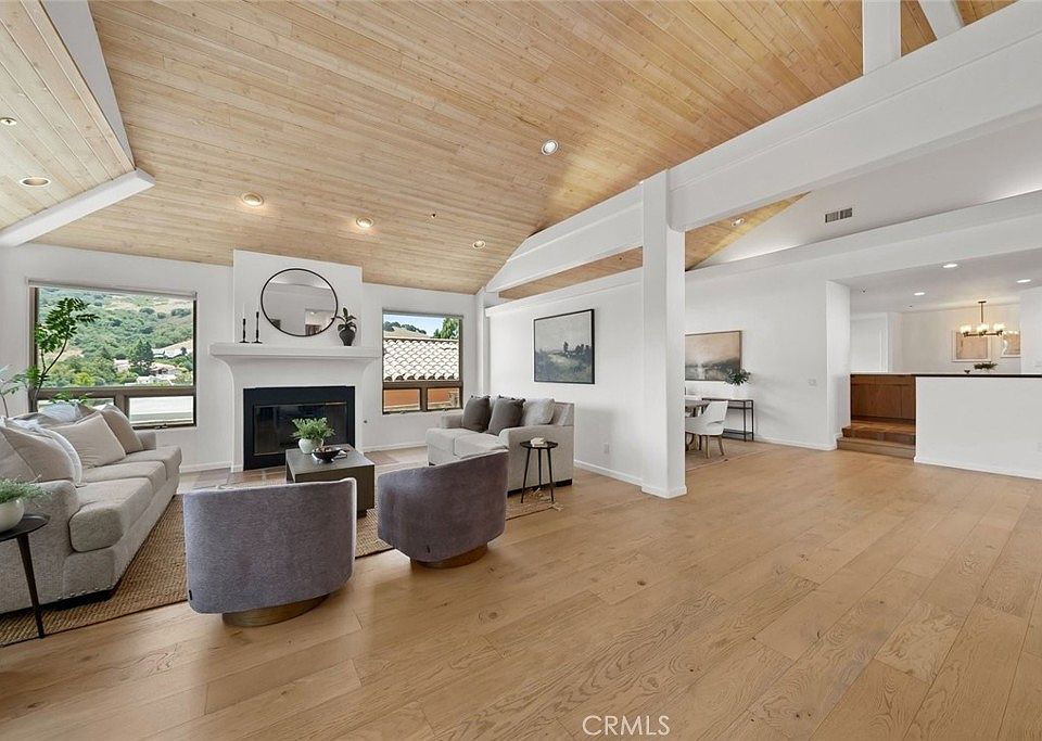 1st image of 333 Twin Ridge Dr