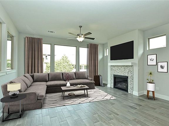 5th image of 404 Panzano Dr