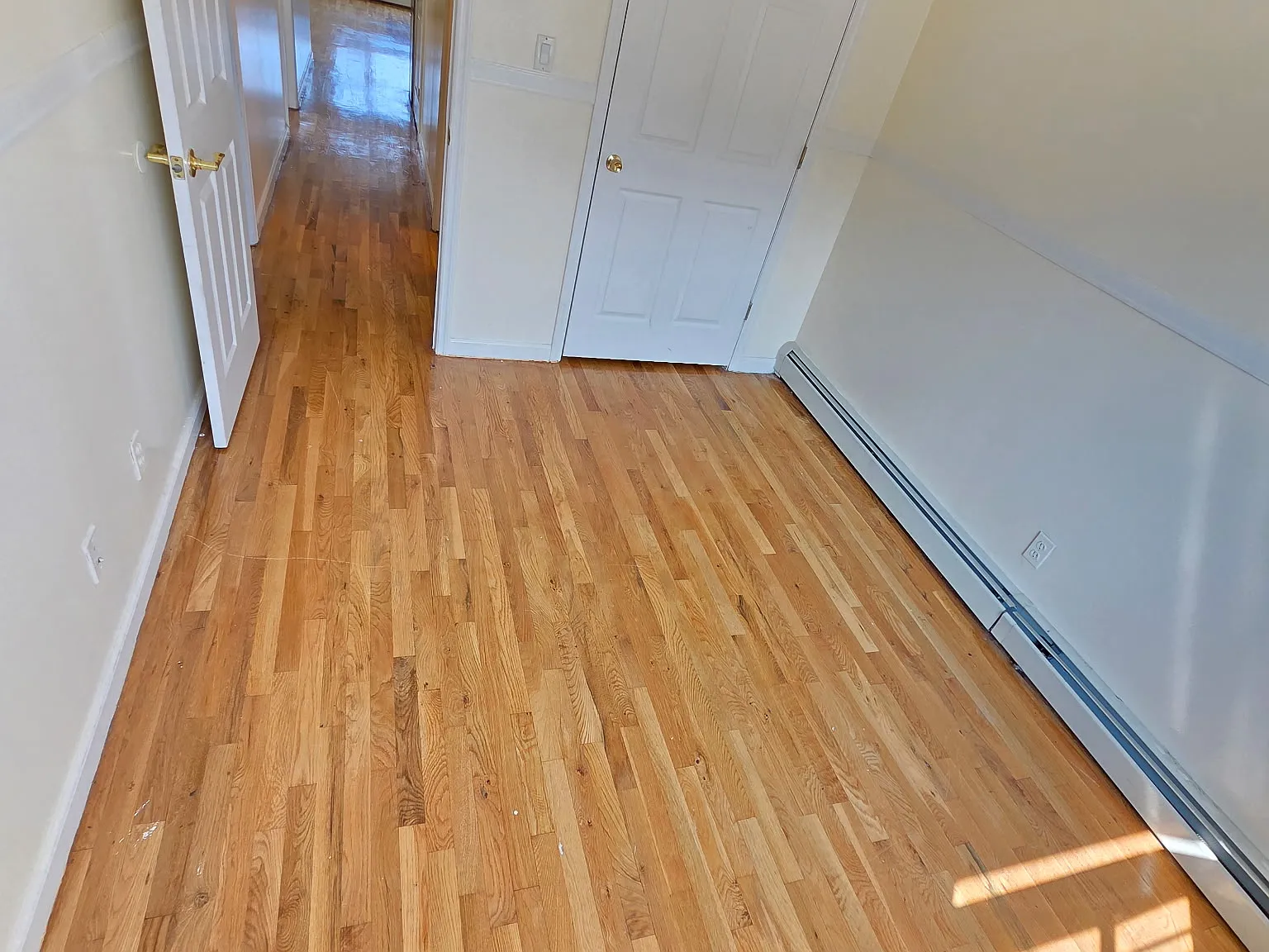 3 bed, 1000 sqft, $3,500 — Photo 4
