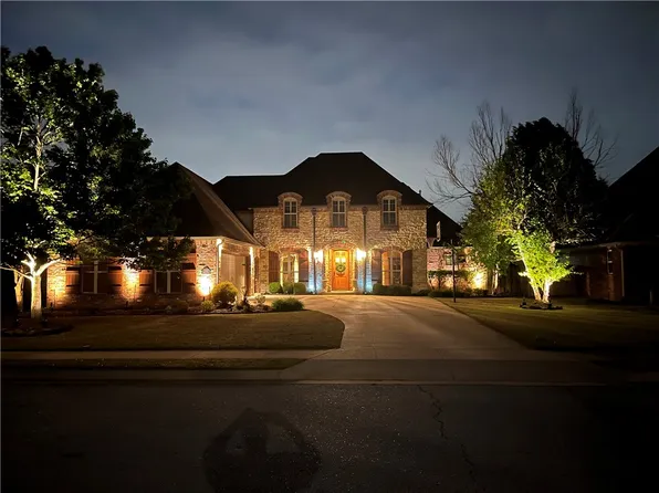 4401 W Warbal Trl, Rogers, AR 72758
