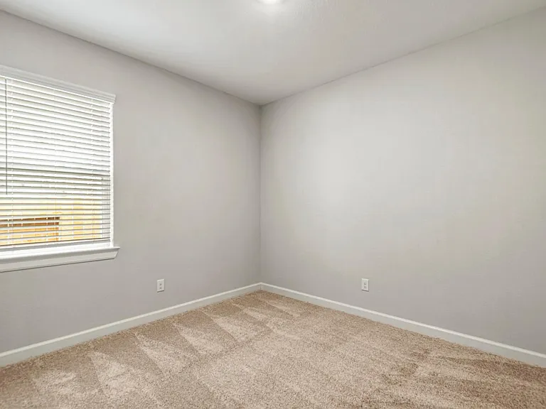 15761 Bayberry Trace Dr — Photo 16