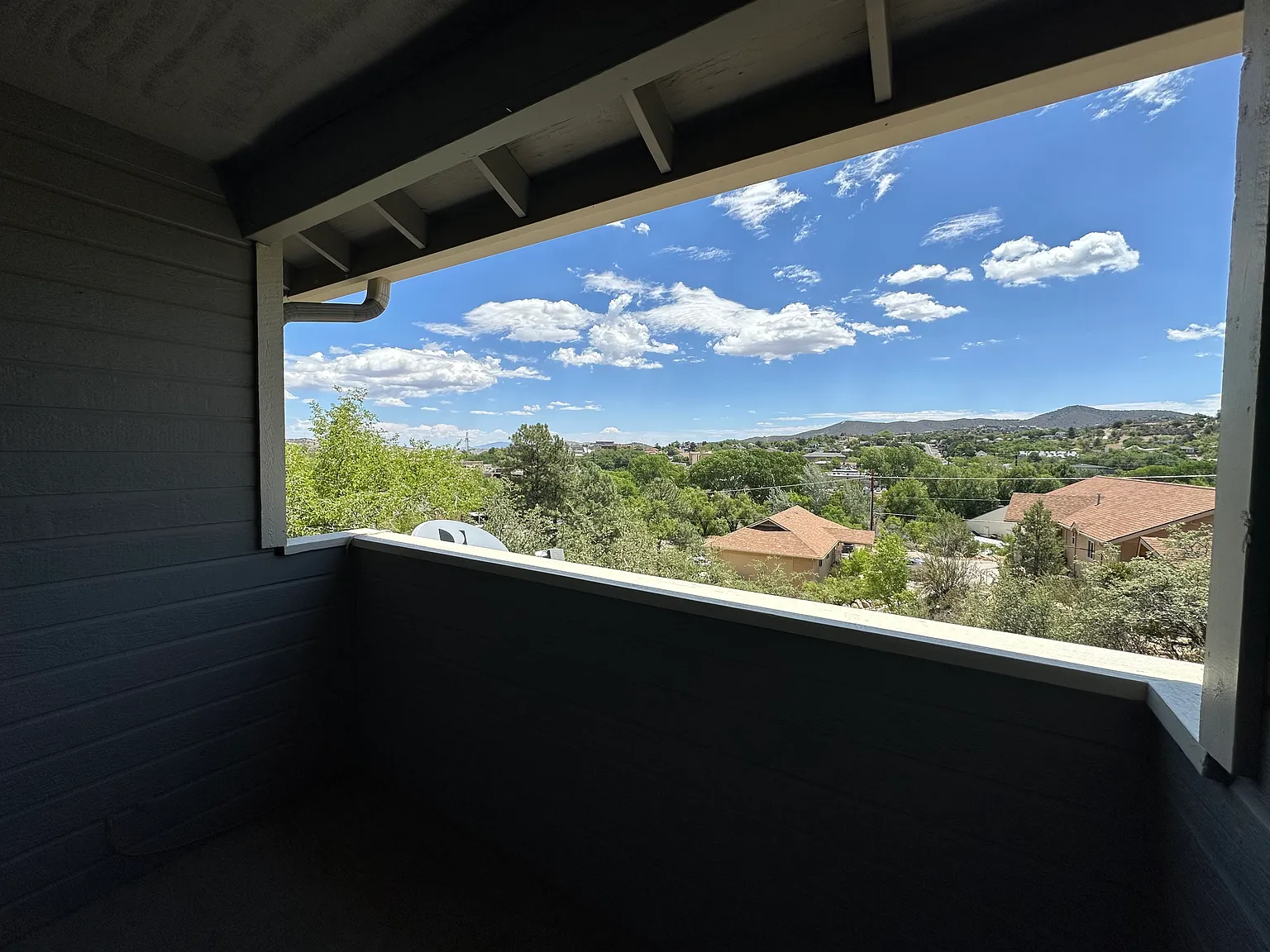 409 Hill Ave — Photo 3