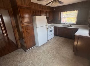 2501 Canton St, Hopkinsville, KY 42240