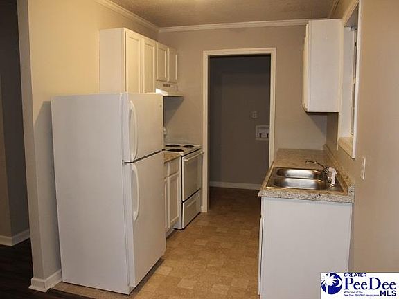 5th image of 1707 Cameo St