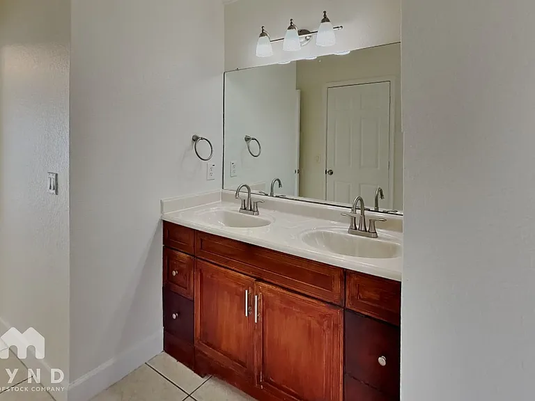 101 Talavera Ln — Photo 7