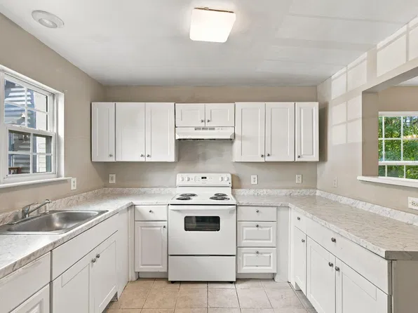 320 Kilarney Dr, Durham, NC 27703