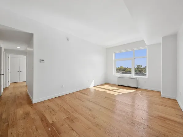 1277 E 14th St, Brooklyn, NY