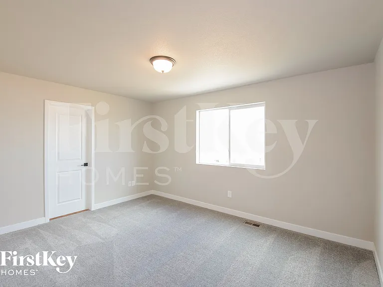 10304 Horton Dr — Photo 12