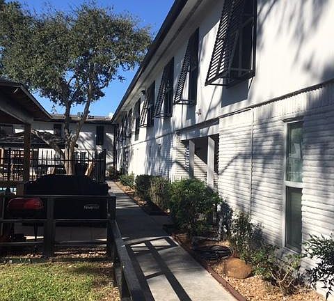 2nd image of 10841 Greenwillow St APT 21