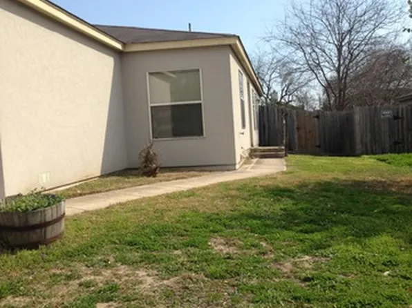6314 Green Top Dr, San Antonio, TX 78233