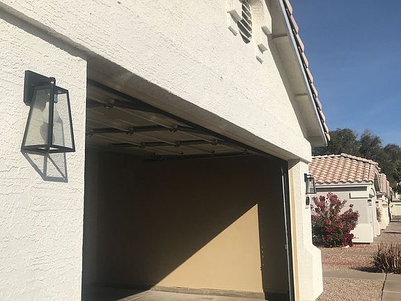 4th image of 660 W Caroline Ln