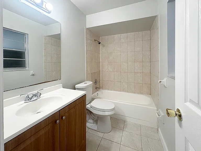 132 Mante Dr #2 — Photo 4