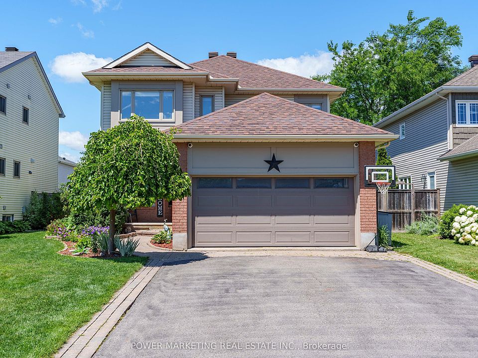 1st image of 770 Beauregard Cres
