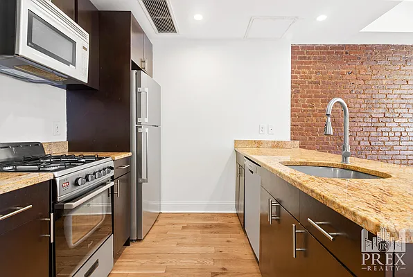 Rented by PREX Realty Corp | media 2