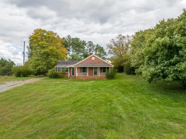 9712 Falling Creek Rd, Huddleston, VA 24104