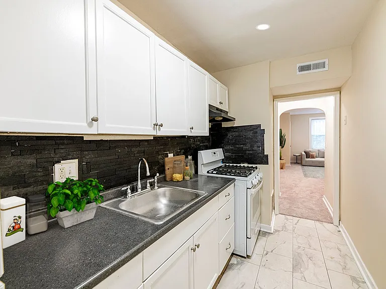 351 Parkland Pl SE — Photo 19