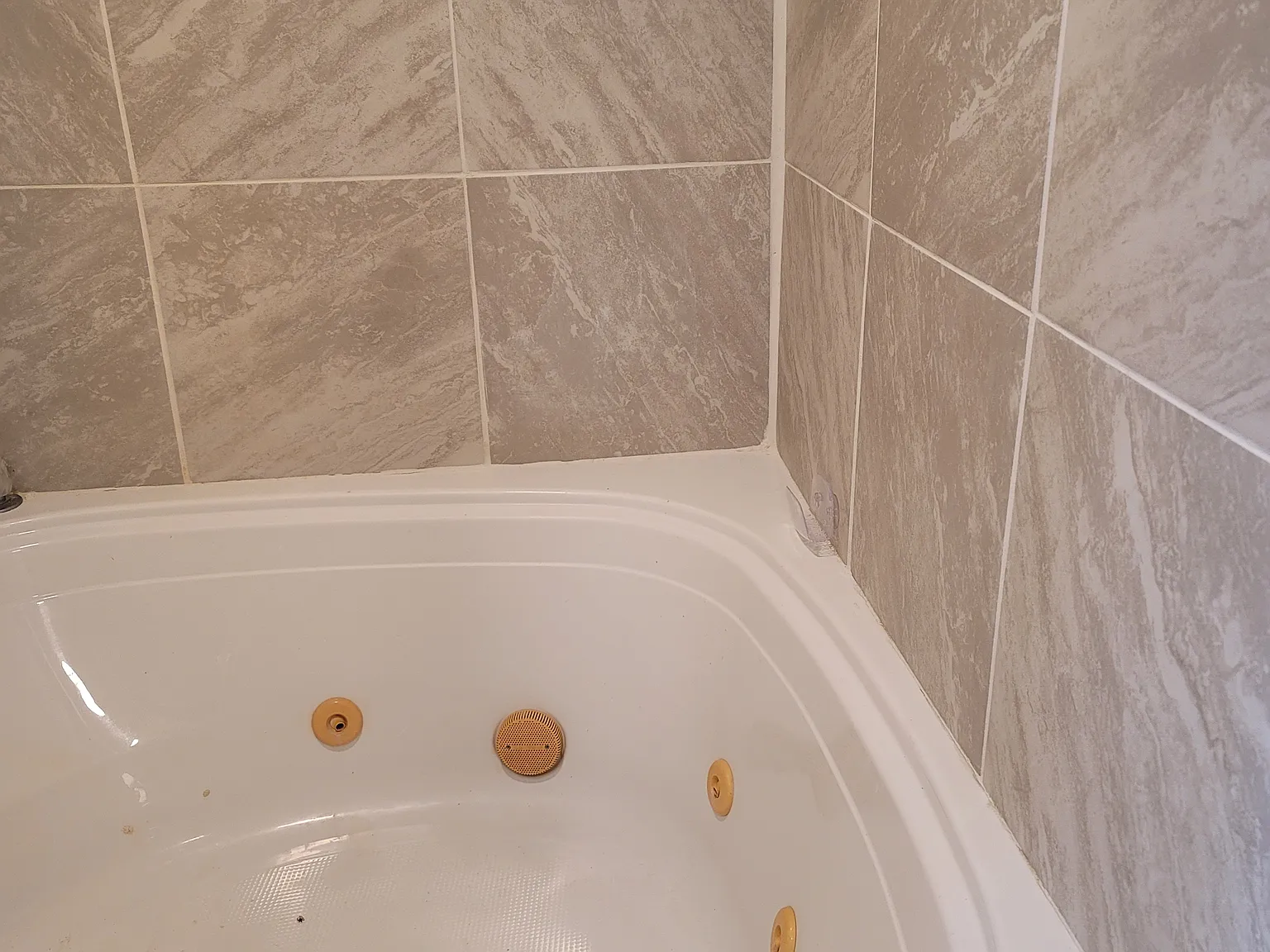 8285 Green Ln — Photo 4