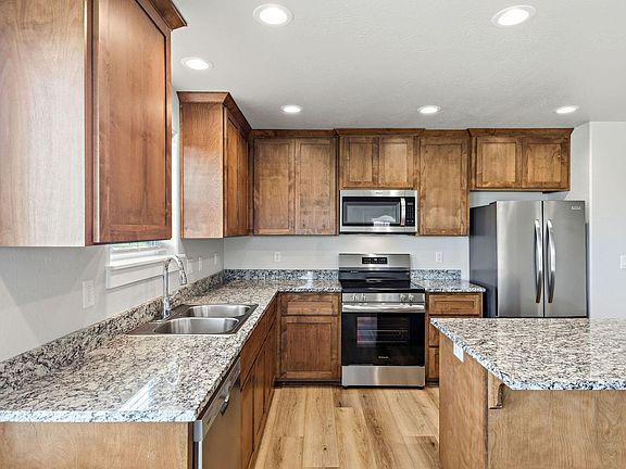 3rd image of 4762 Gebhard Rd