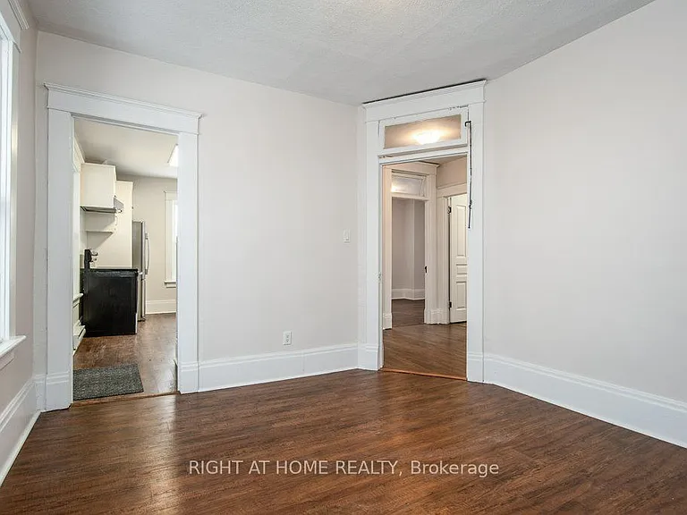 94 Scott St #2 — Photo 3
