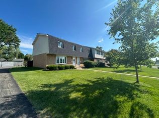 1547 Ivory Dr, Sun Prairie, WI 53590