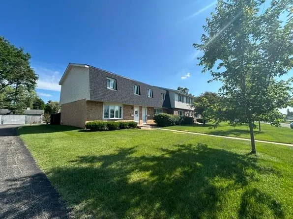 1547 Ivory Dr, Sun Prairie, WI 53590