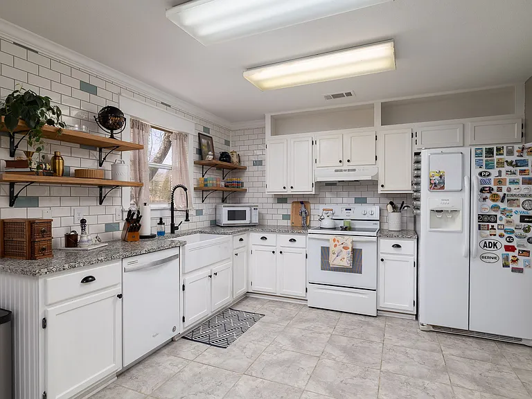 3509 Saratoga Pl — Photo 10