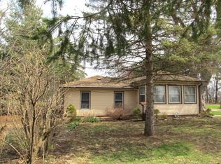 342 Marengo Rd, Harvard, IL 60033