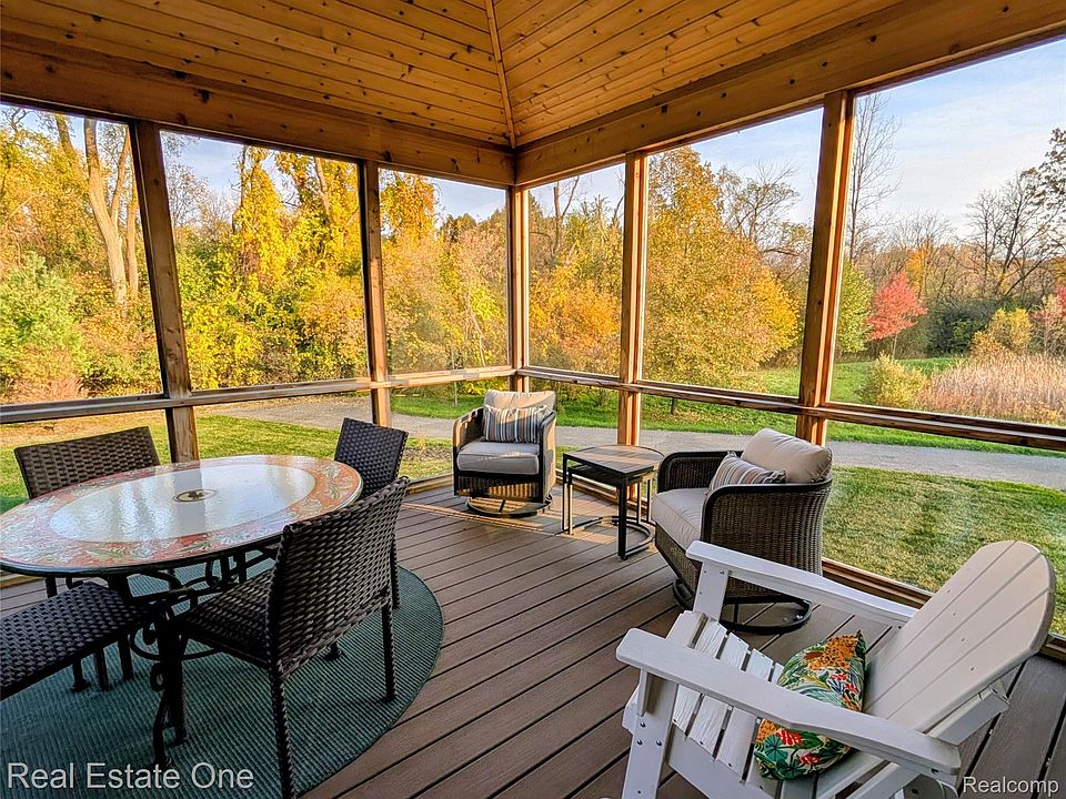 16988 Forest Edge, photo 15