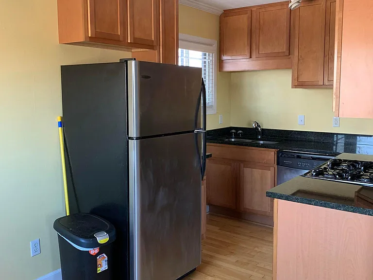 440 Ridgewood Ave #204 — Photo 7