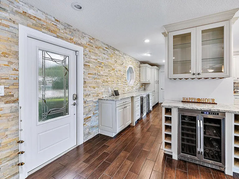 14120 Harbor Ln — Photo 6