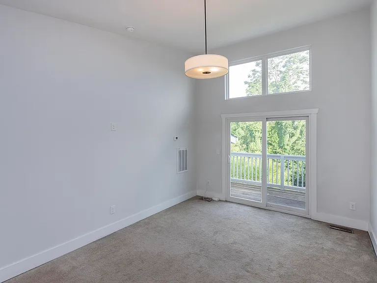 708 Tral St — Photo 18