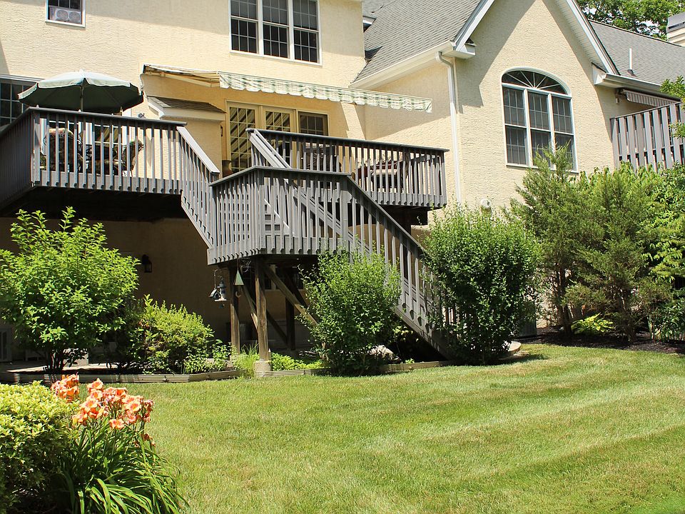 1st image of 104 Briarcreek Ct