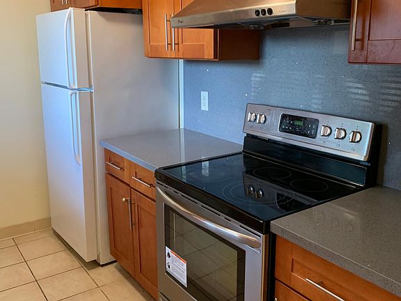 5th image of 10292 Terry Way APT 4