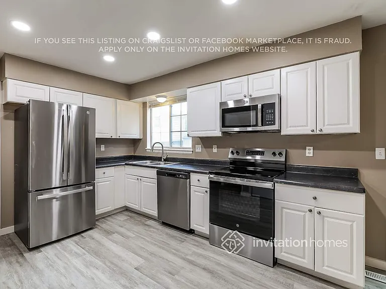 660 S Joplin St — Photo 10