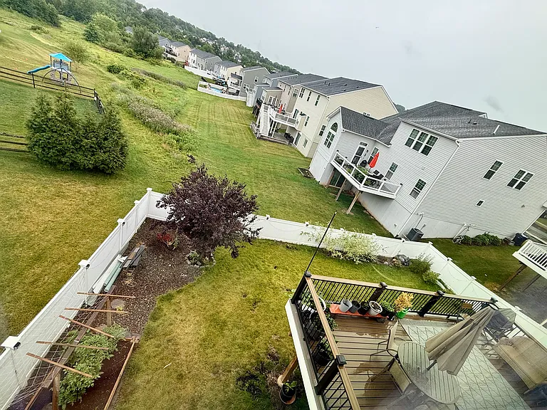 103 Worthington Dr — Photo 36