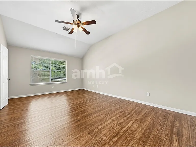 19342 Little Pine Ln — Photo 10