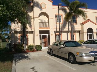 1216 Rio De Janeiro Ave #302, Punta Gorda, FL 33983