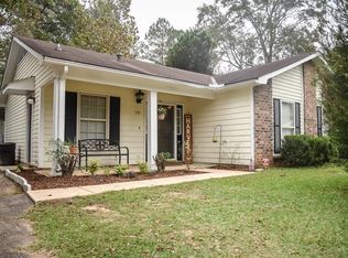 721 Royal Woods Dr E, Mobile, AL 36608