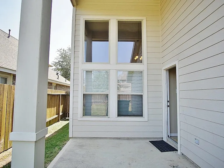 26834 Henson Falls Dr — Photo 19